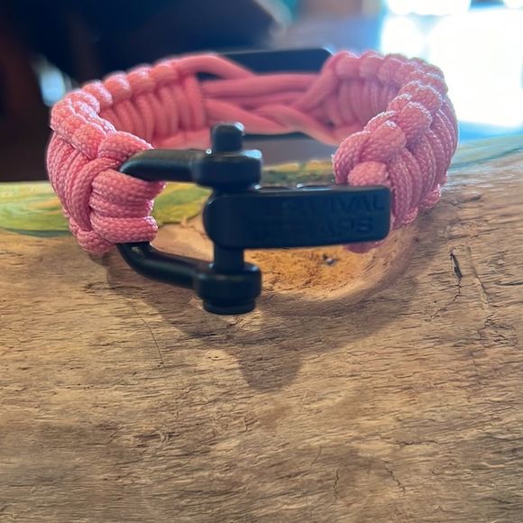 Pink Harley Davidson survival strap bracelet - Picture 5 of 9